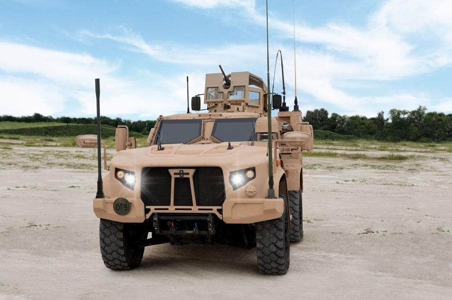  Oshkosh L-ATV 2016 года  (фото 2 из 12)